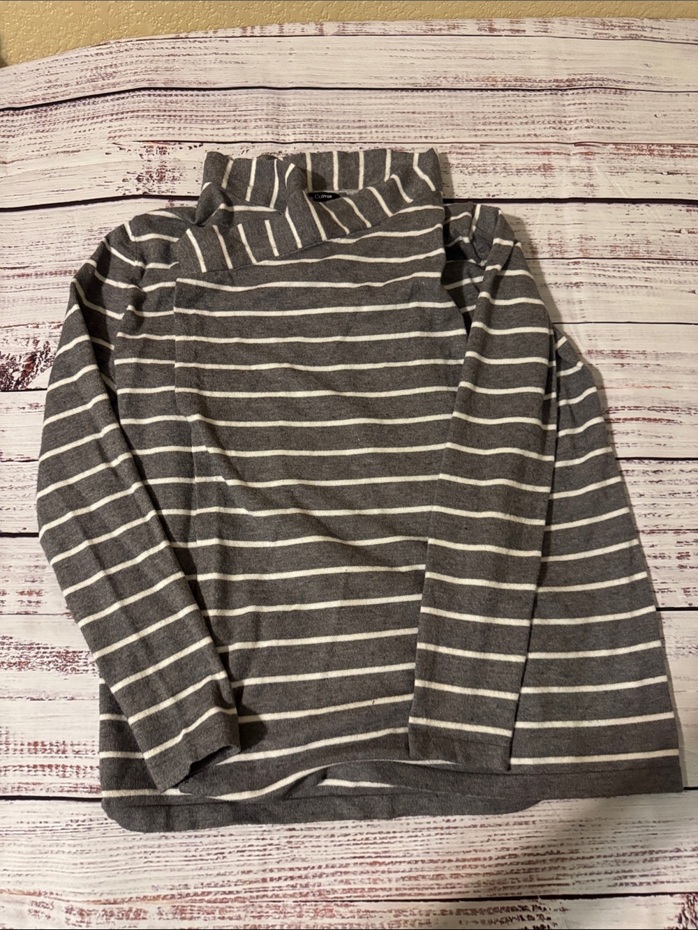 Women Gray & White Striped Long-Sleeve Turtleneck Top